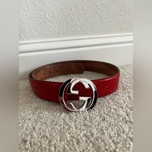Gucci GG Leather Belt w/ Classic Double G Buckle